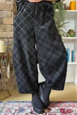 Arbi Needlecord Tartan Barrel Pant Black